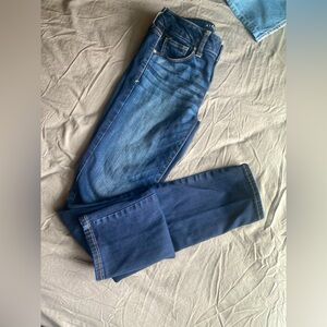 Women’s American Eagle Super Stretch Jeans - Size 4 Regular